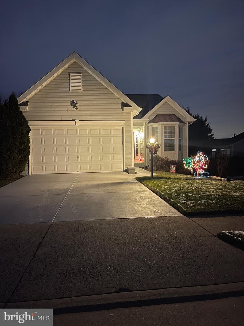 3704 Russett Maple Court photo 1