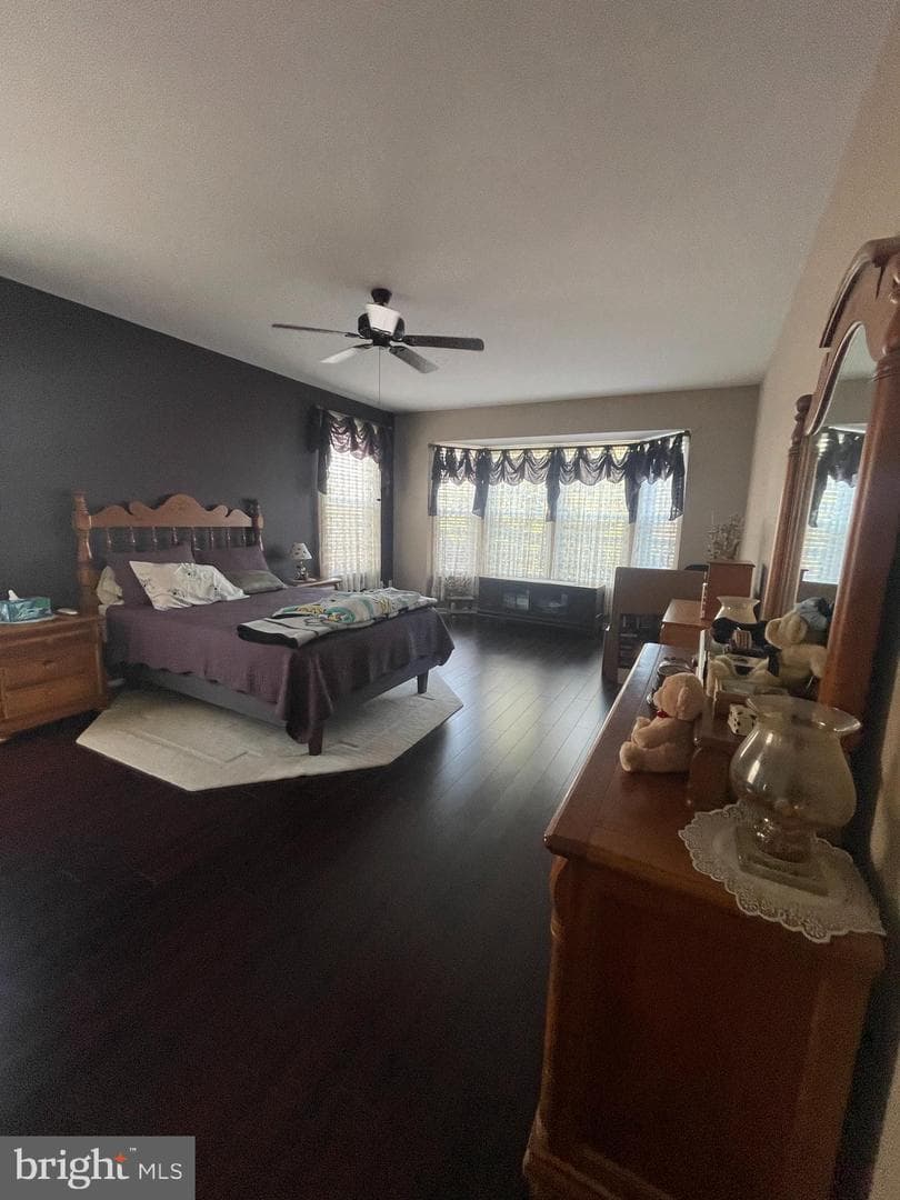 3704 Russett Maple Court photo 12