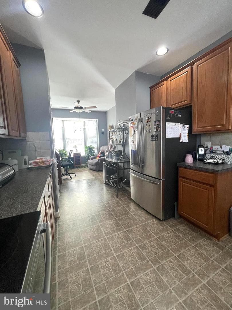 3704 Russett Maple Court photo 4