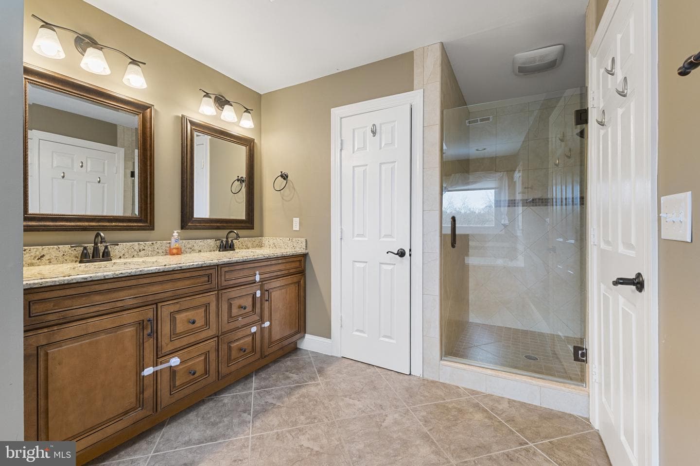 4291 Lawnvale Drive photo 22