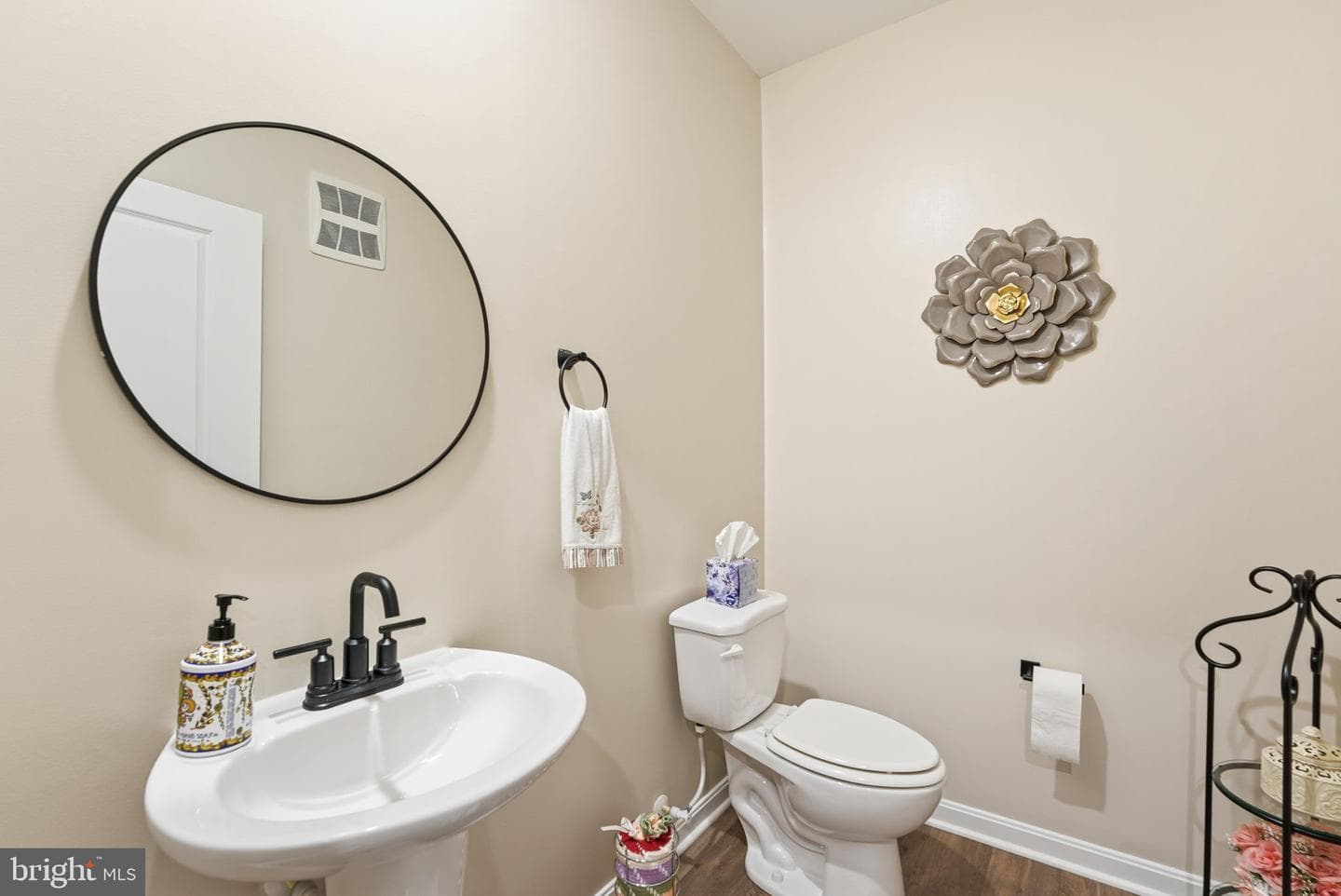 13950 Englefield Drive #302 photo 12