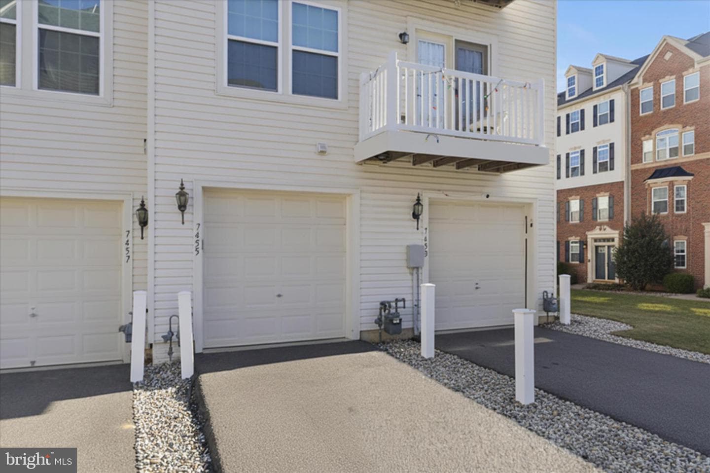 7455 Brunson Circle photo 4