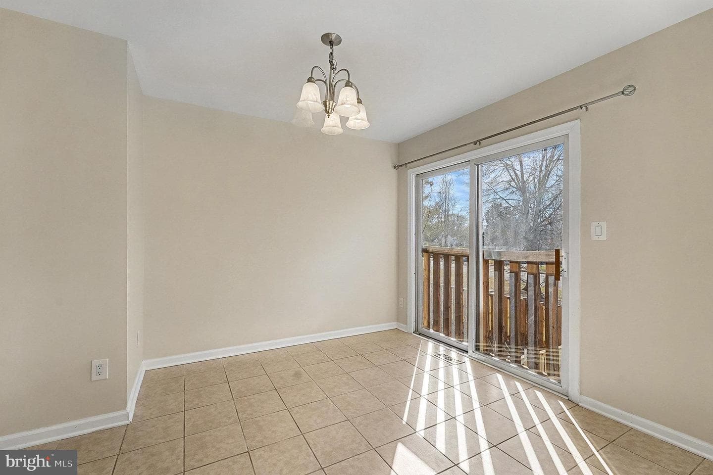 8621 Walcott Court photo 5