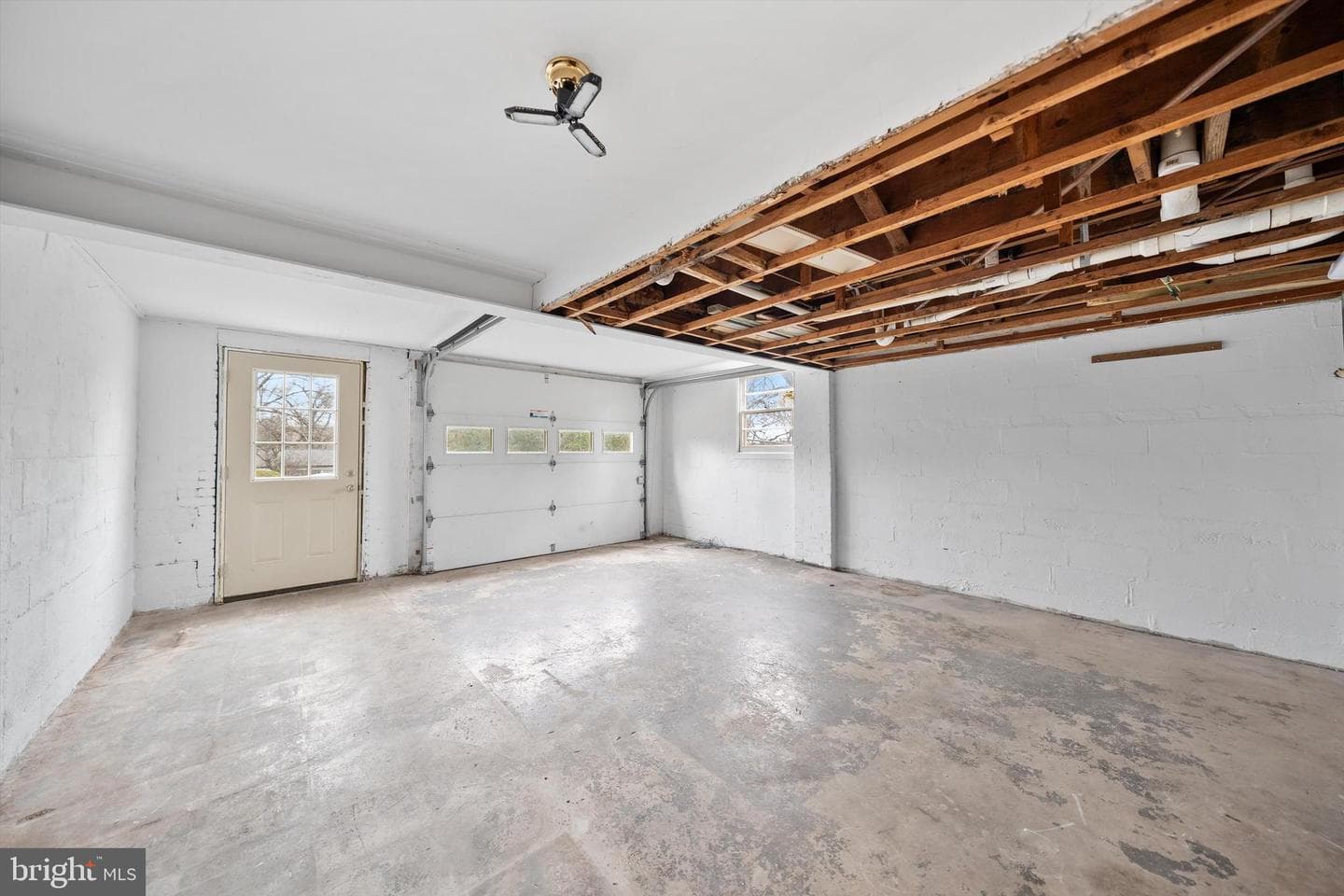 8411 Impalla Drive photo 25