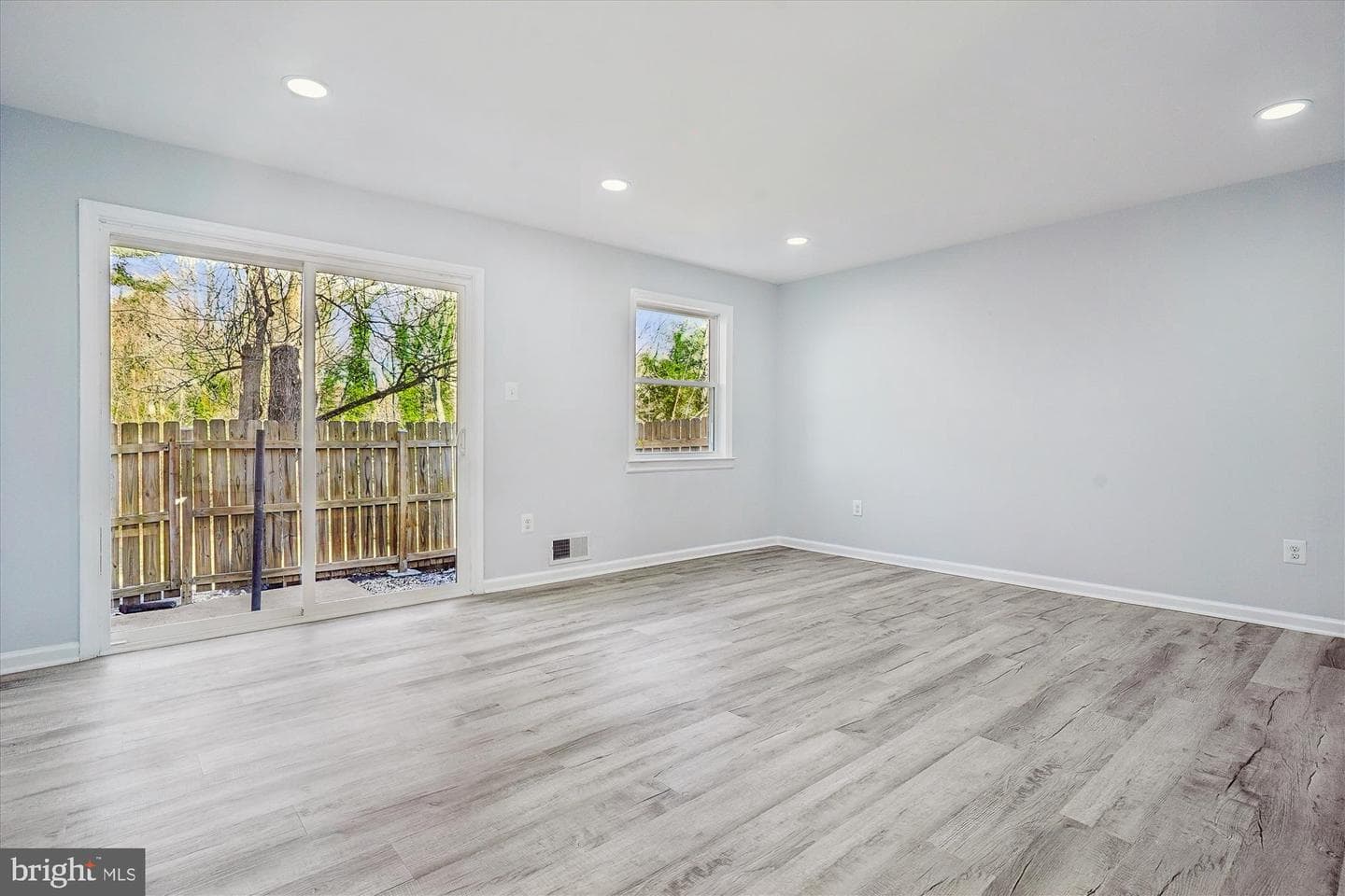 3258 Birchdale Square photo 18