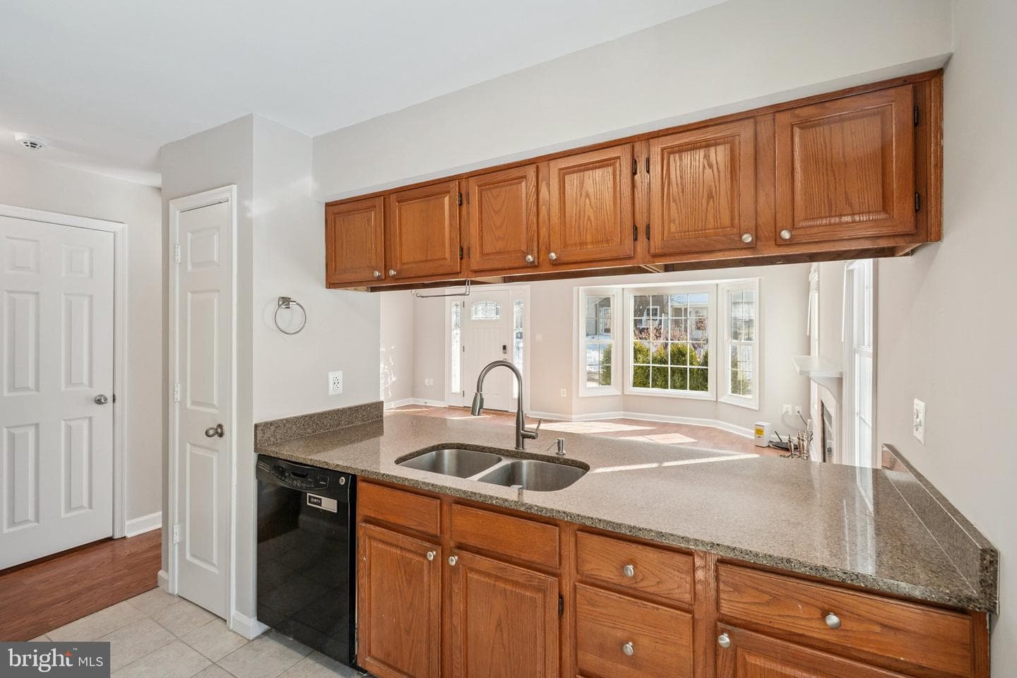 12138 Salemtown Drive photo 13