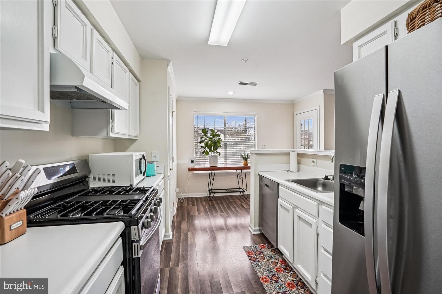 10998 Koman Circle #204 photo 10