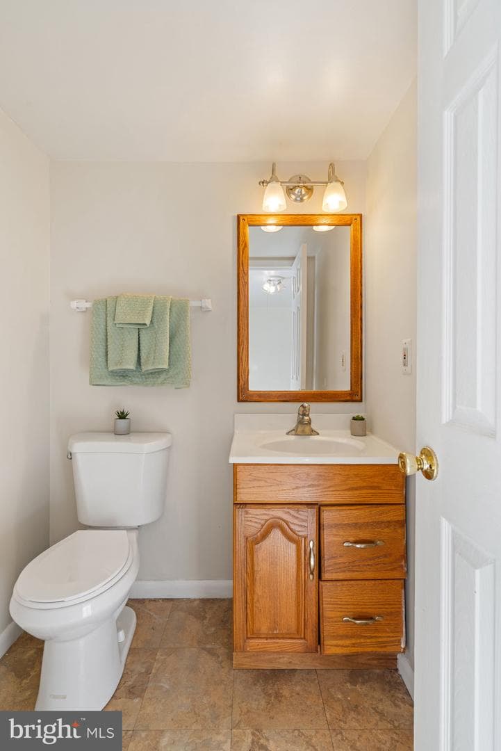 5606 Roundtree Drive photo 28