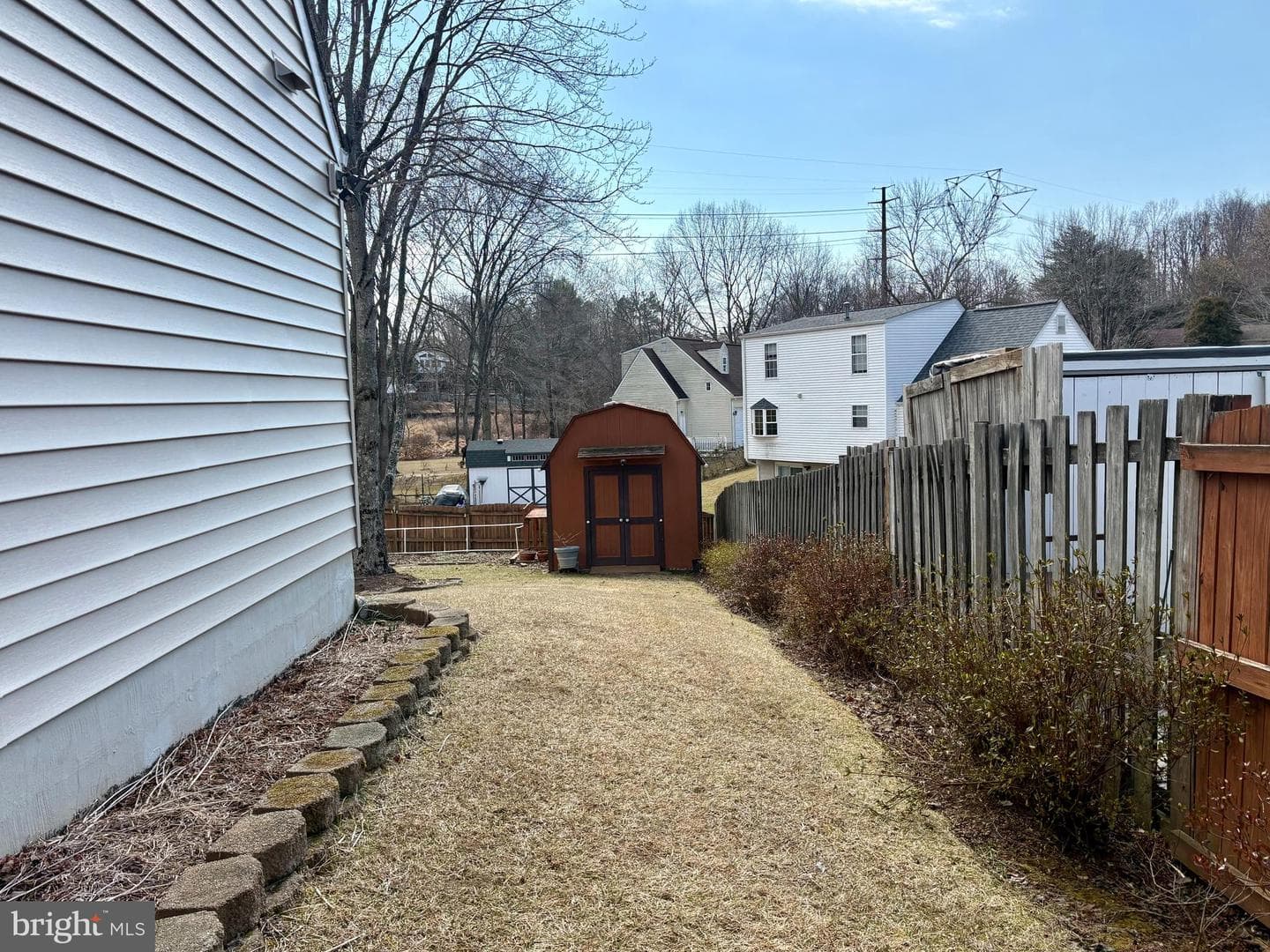 5606 Roundtree Drive photo 37