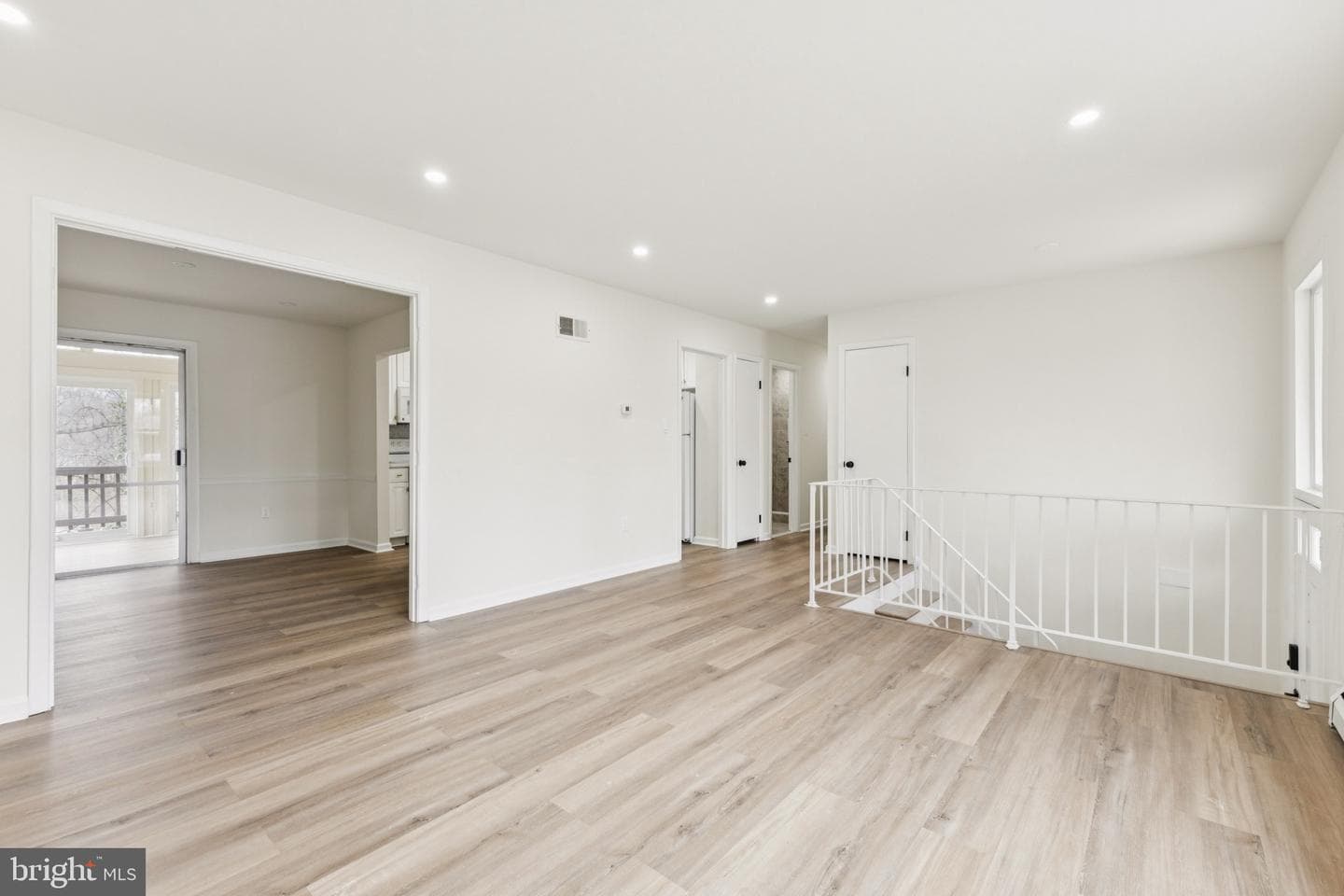 2202 Princess Anne Lane photo 4