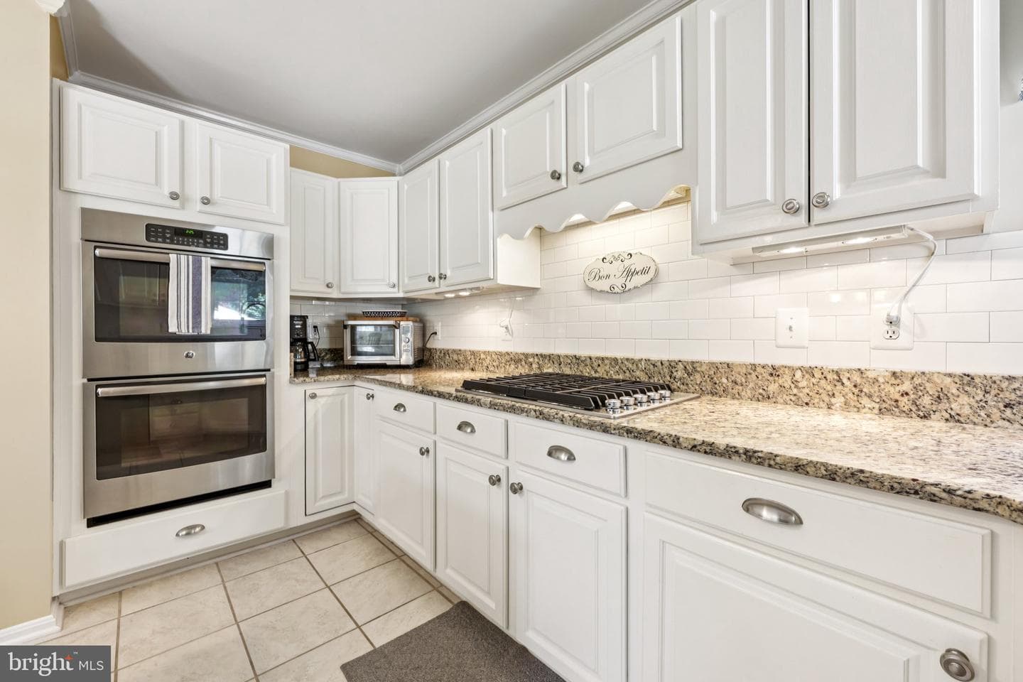 15972 Kensington Place photo 13