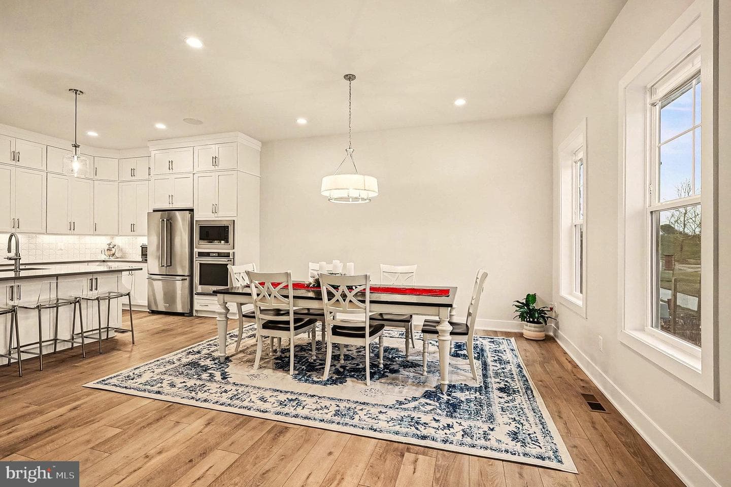 5513 Veltri Terrace photo 9
