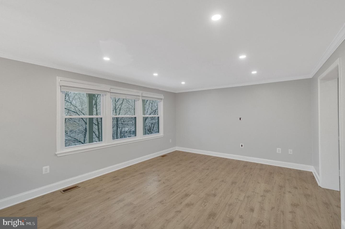 16080 Deer Park Drive photo 9