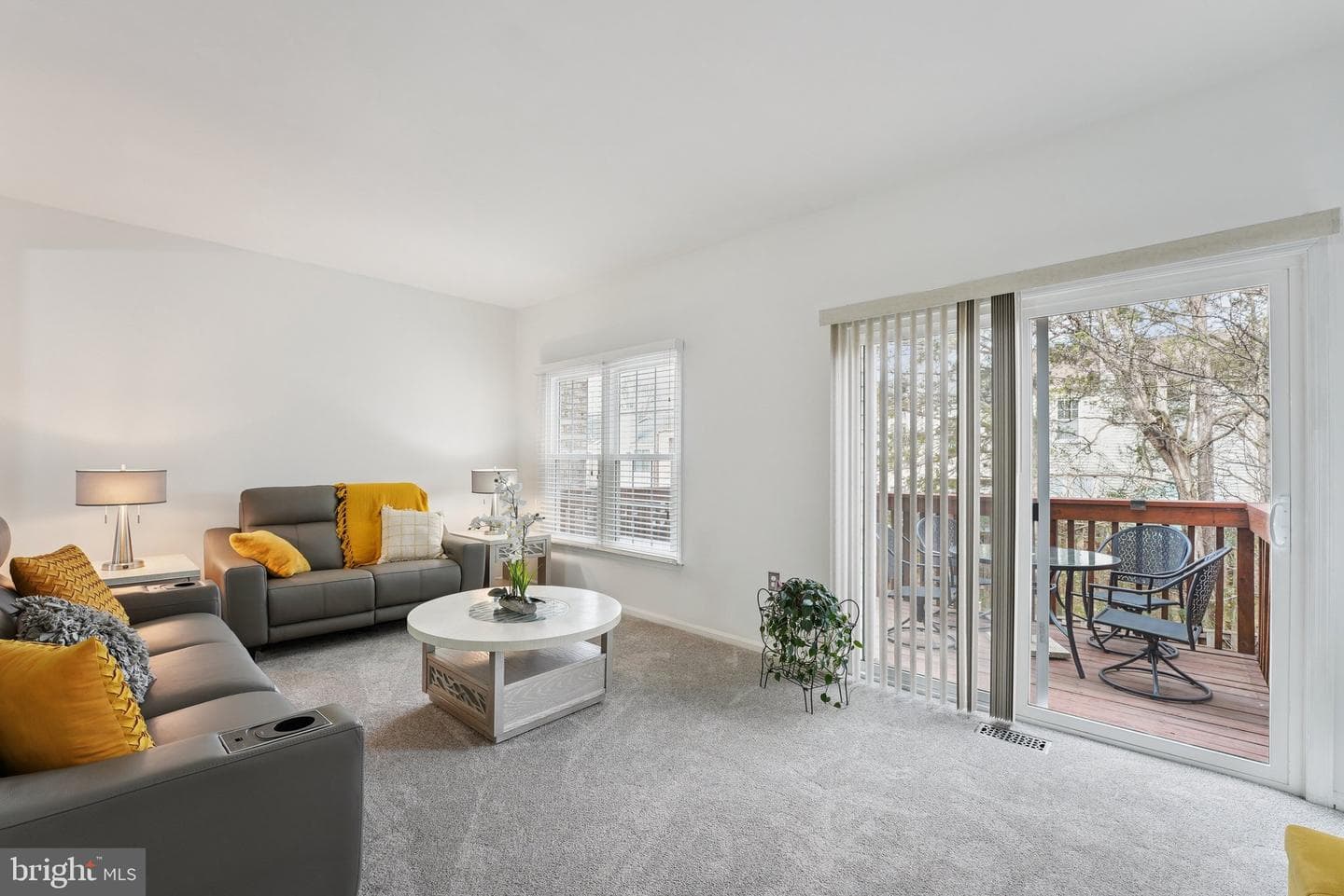 3190 Narrow Glen Way photo 6
