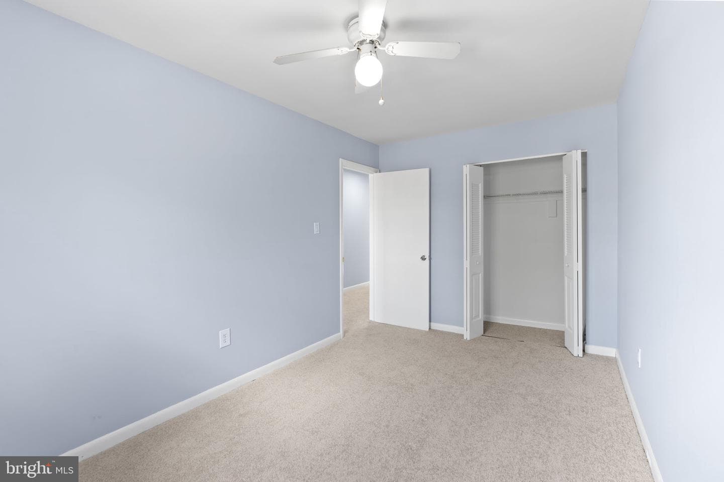 3537 Cranmer Mews photo 13