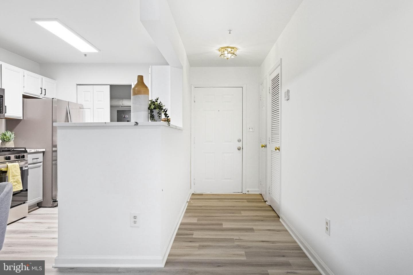 8075 Lacy Drive #101 photo 2