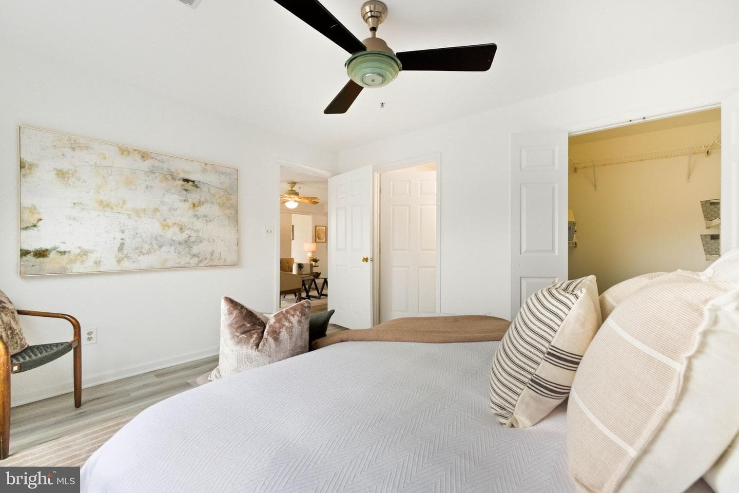8075 Lacy Drive #101 photo 23