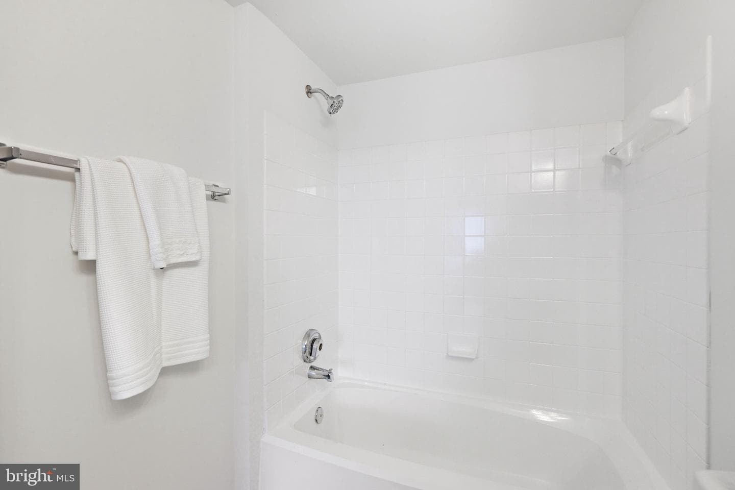 8075 Lacy Drive #101 photo 35