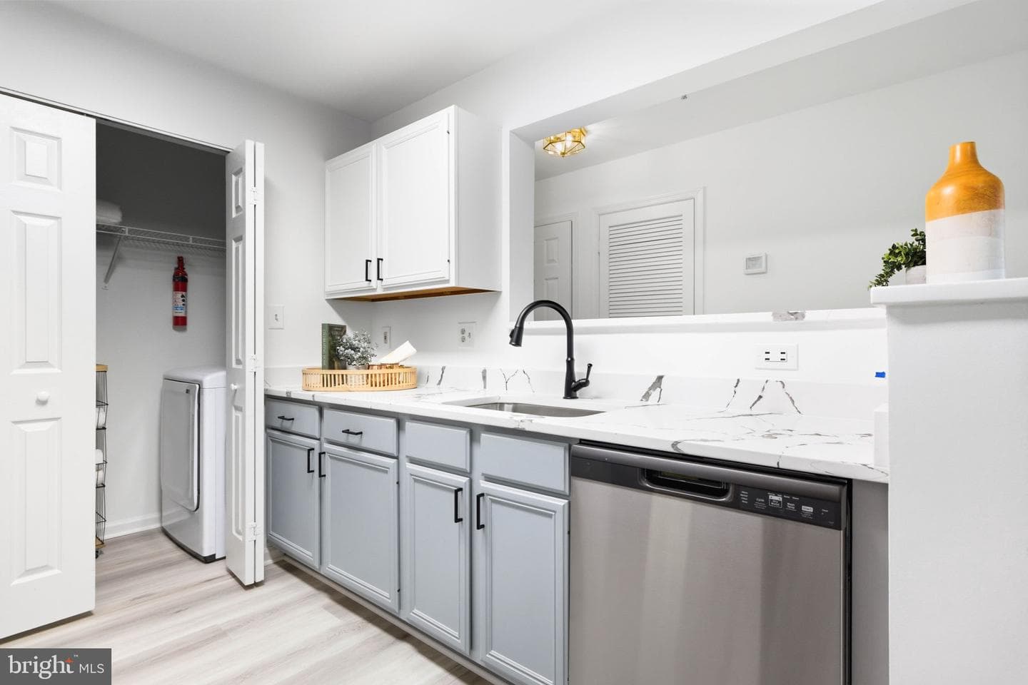 8075 Lacy Drive #101 photo 6