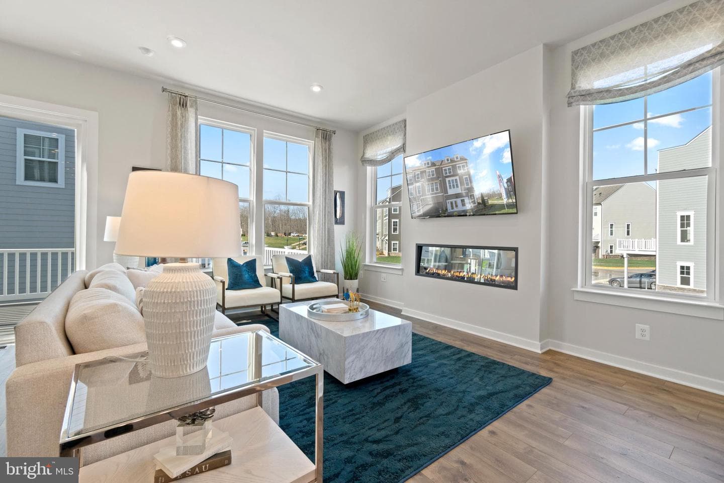 14143 Slate Street photo 6
