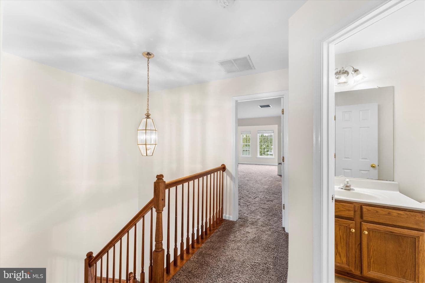 2509 Oak Tree Lane photo 19