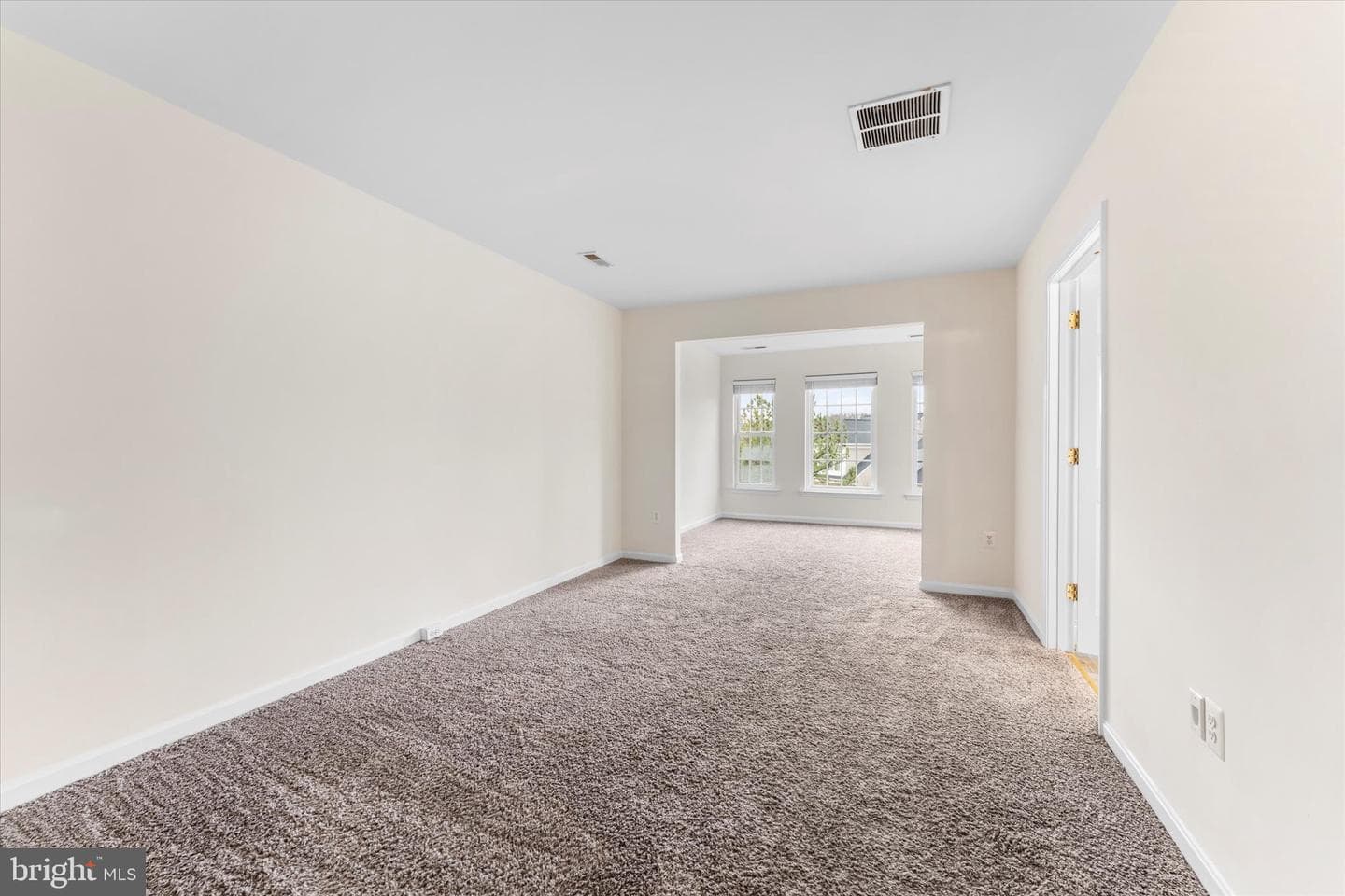 2509 Oak Tree Lane photo 20