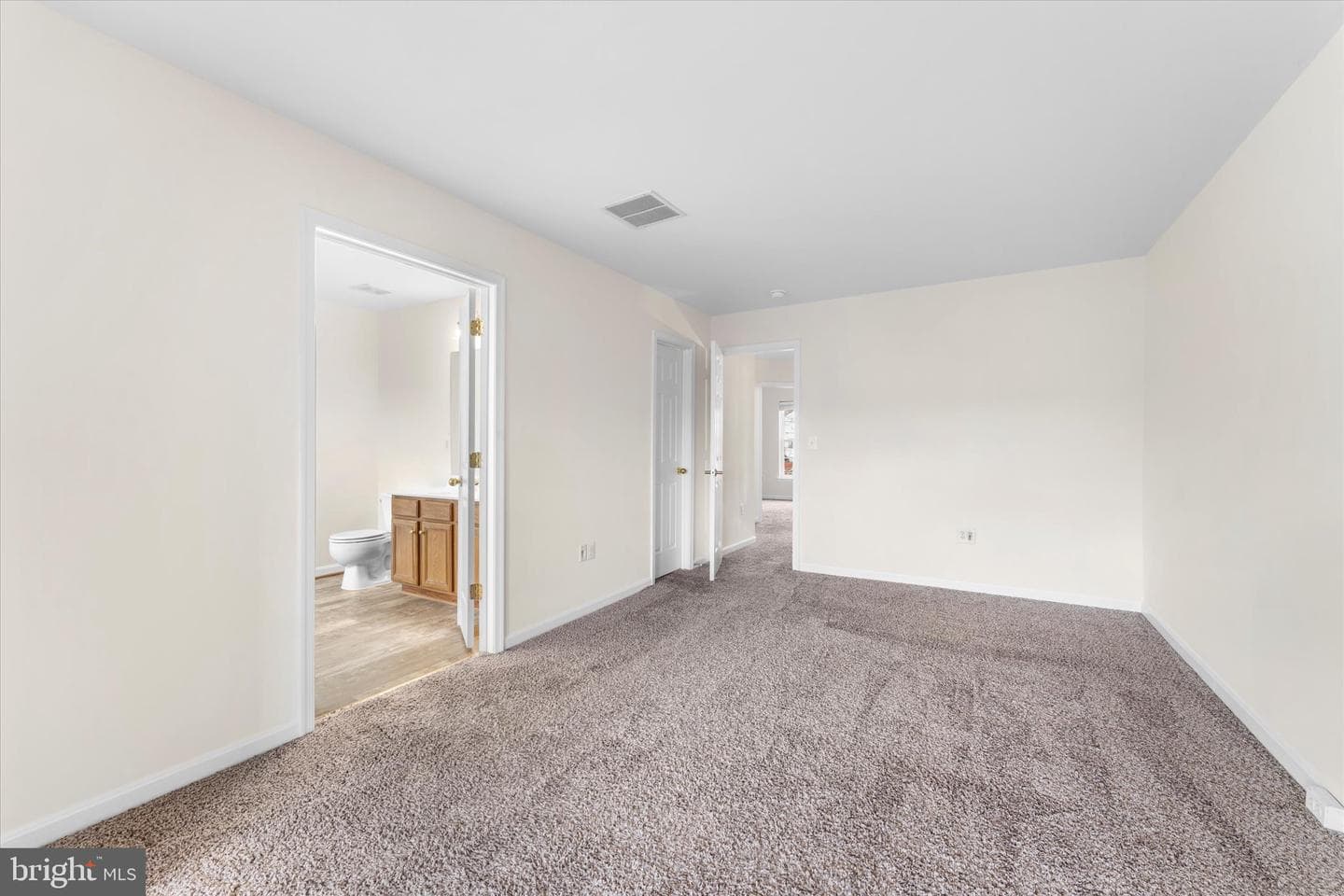 2509 Oak Tree Lane photo 22