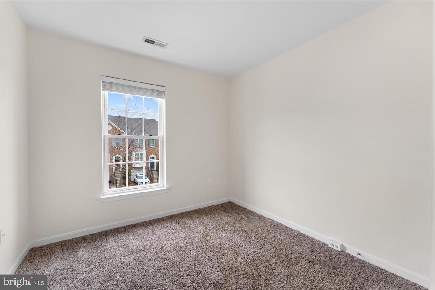 2509 Oak Tree Lane photo 27