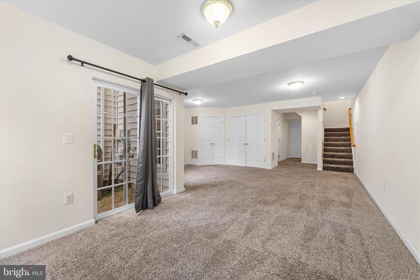 2509 Oak Tree Lane photo 34