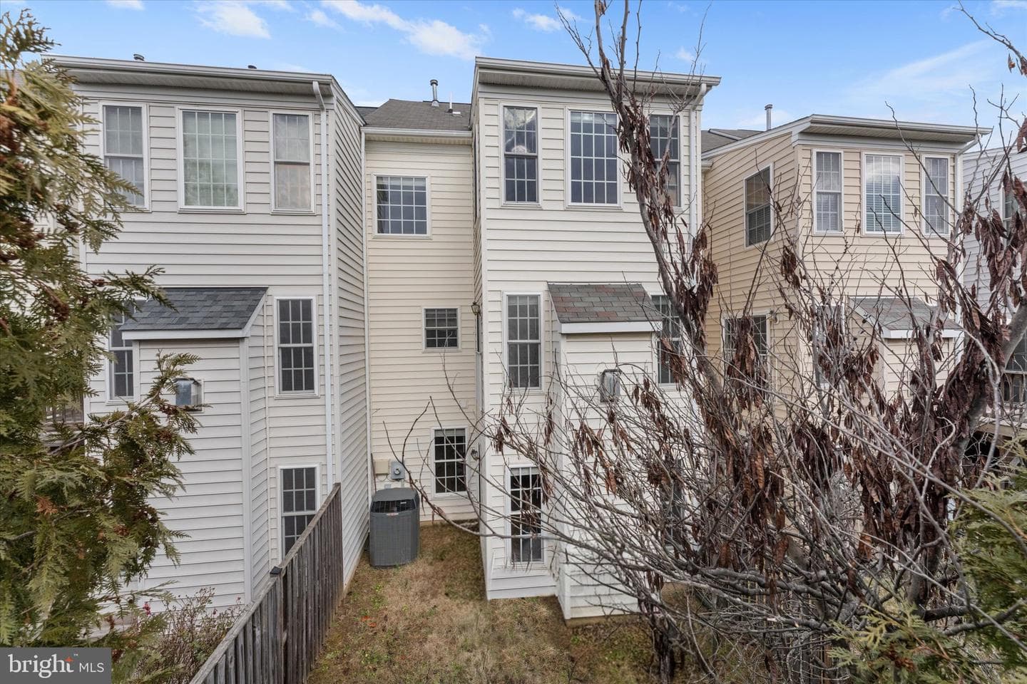 2509 Oak Tree Lane photo 40