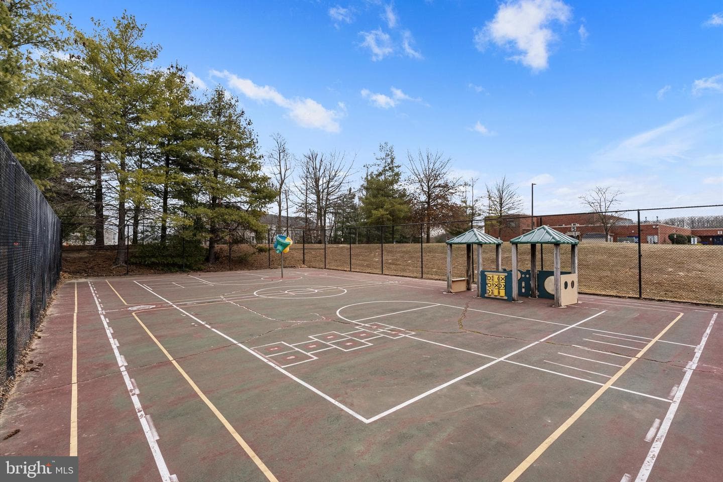 2509 Oak Tree Lane photo 48