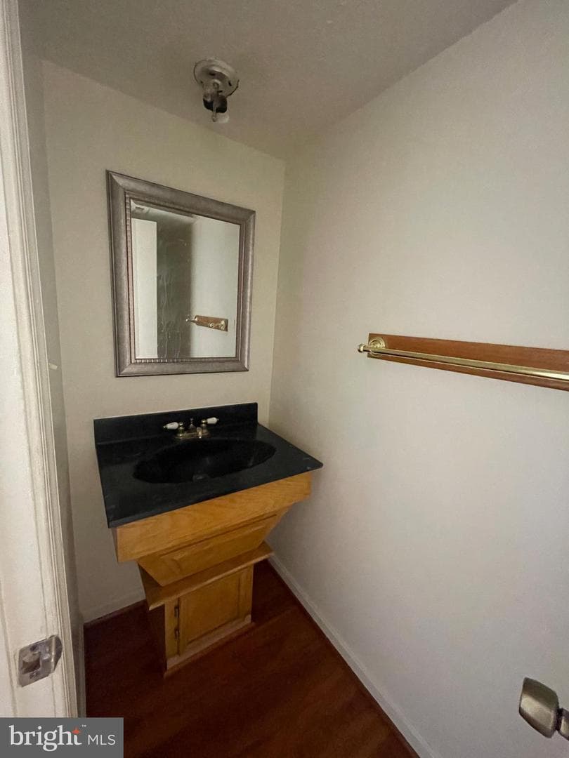 10177 Irongate Way photo 7