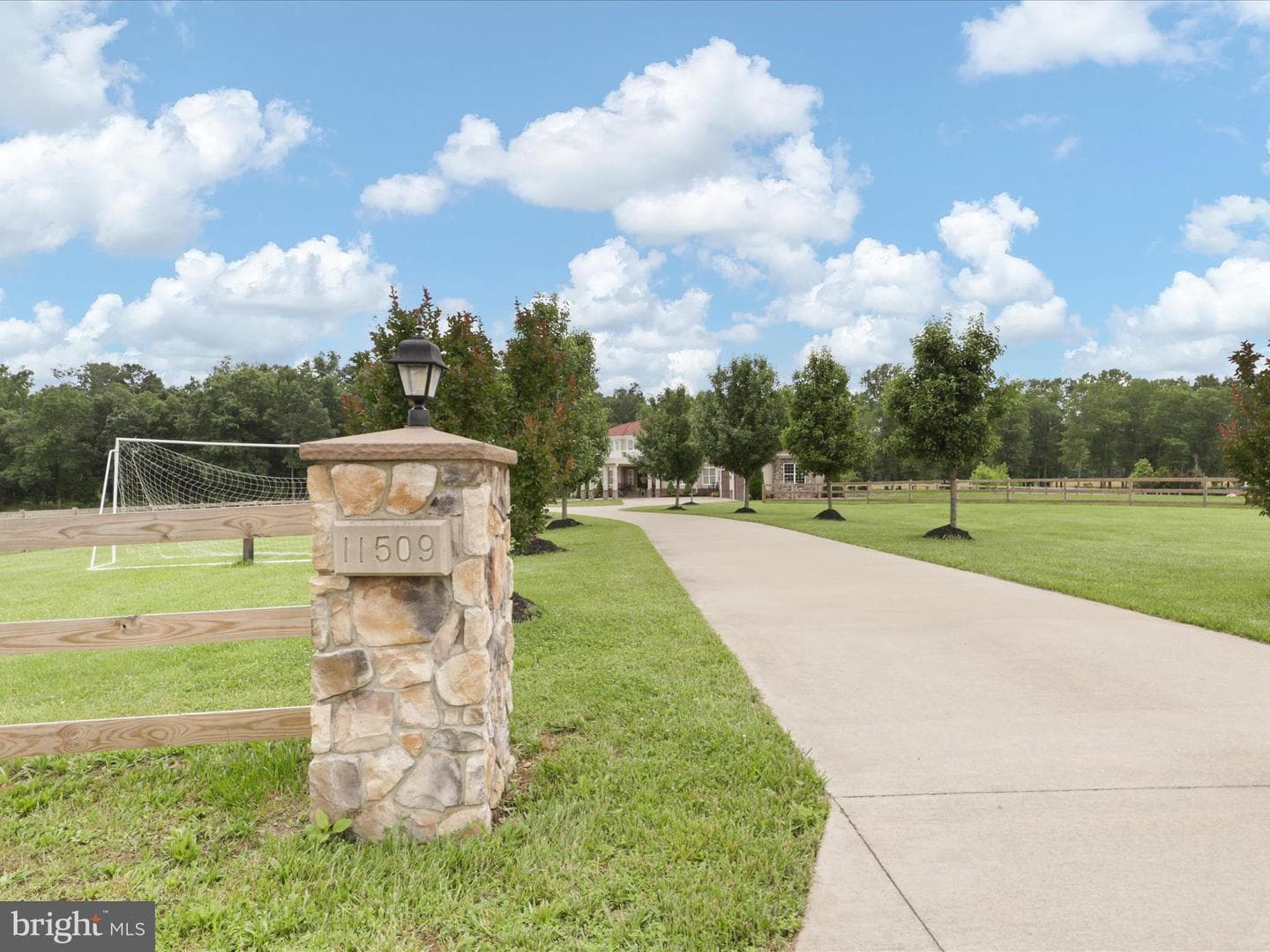 11509 Asbury Ridge Court photo 3