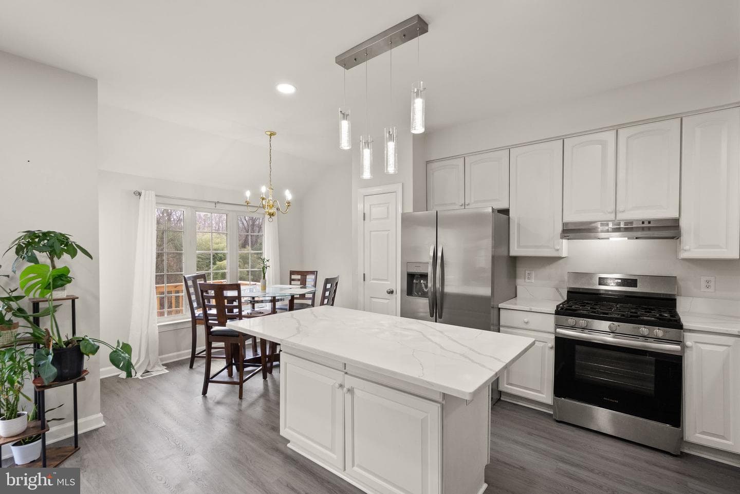 14106 Madrigal Drive photo 5