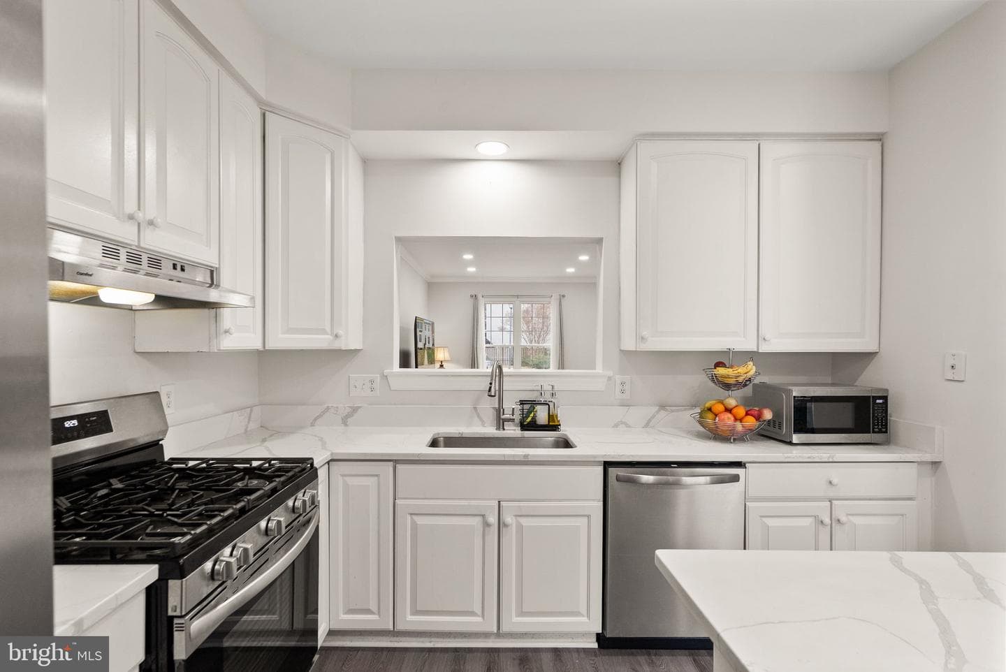 14106 Madrigal Drive photo 8