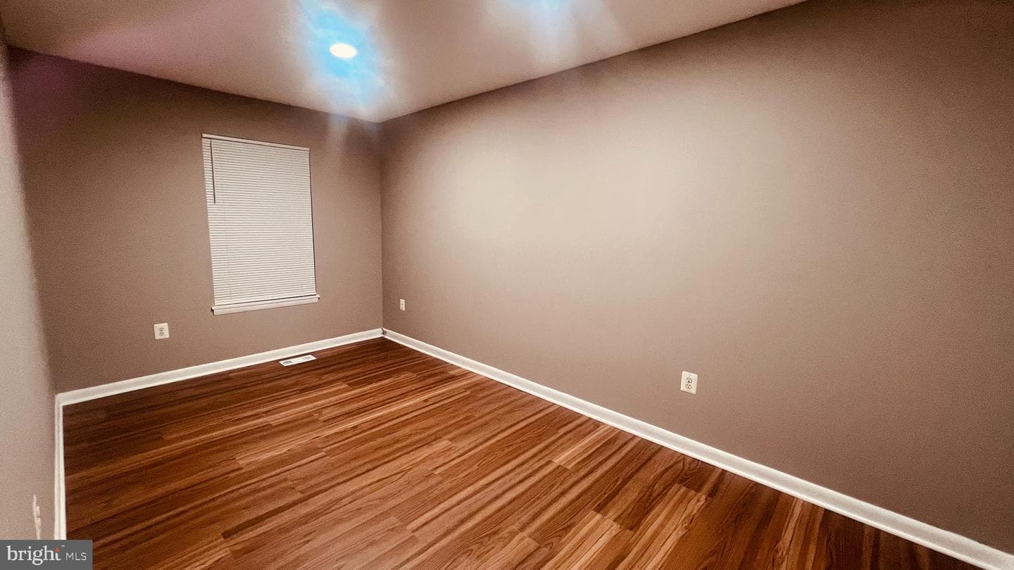 14875 Cherrydale Drive photo 25