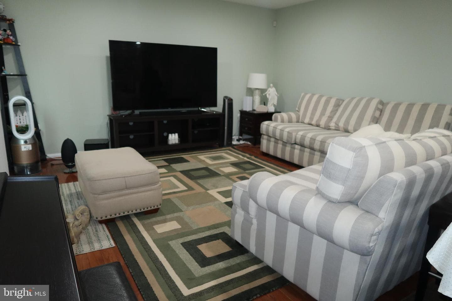 5366 Mansfield Court photo 18
