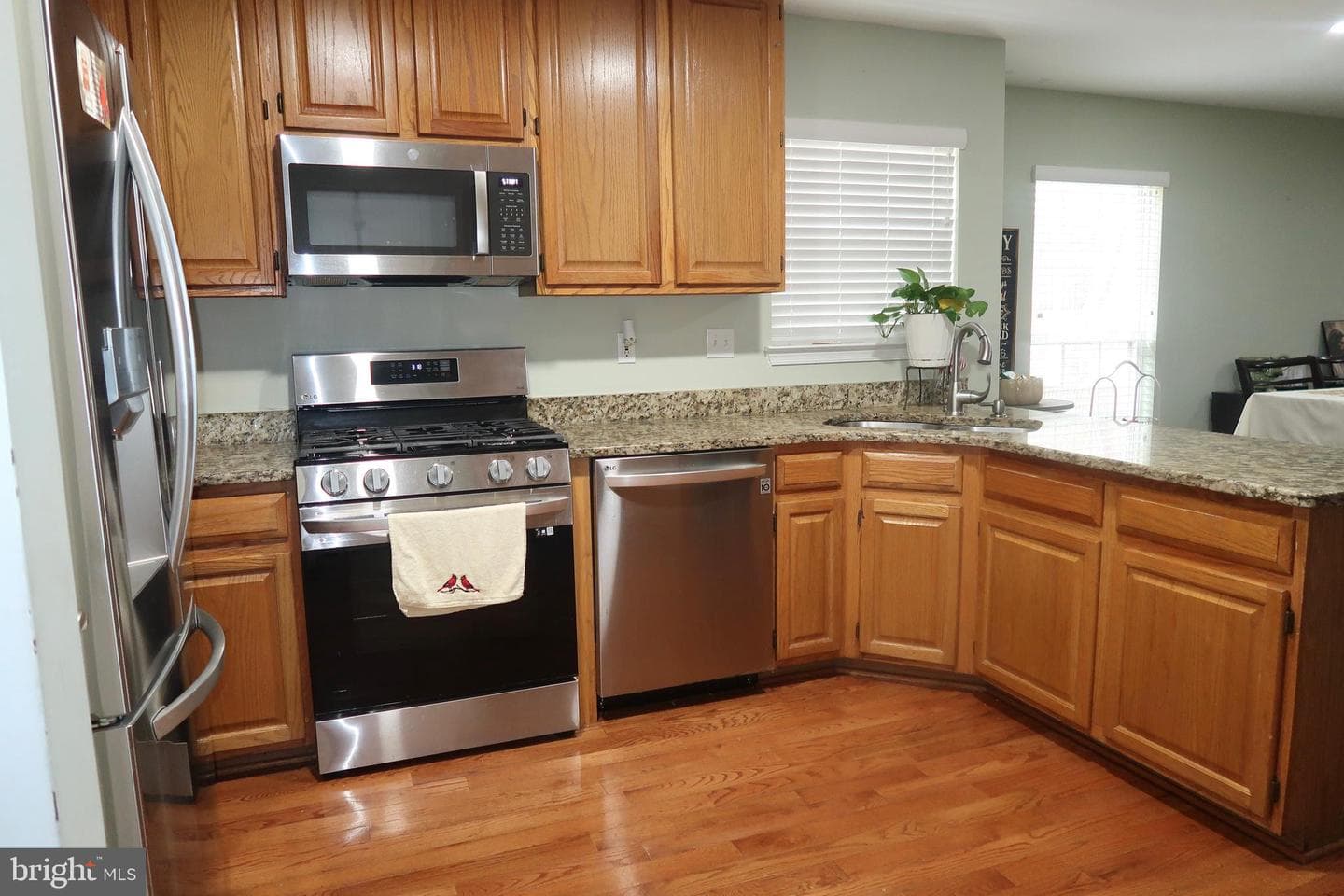 5366 Mansfield Court photo 3