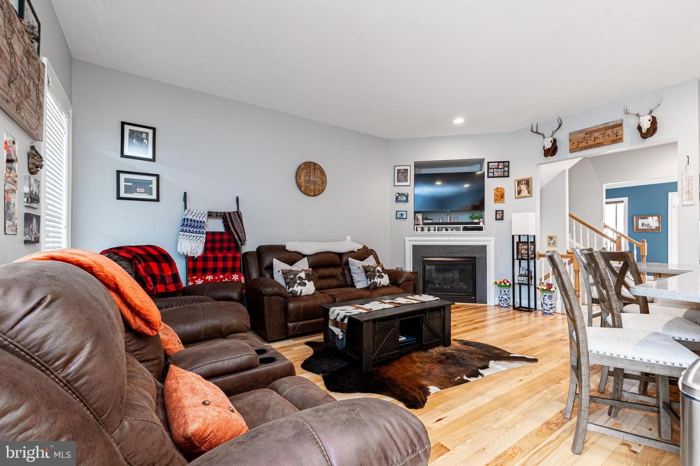 15922 Greymill Manor Drive photo 9