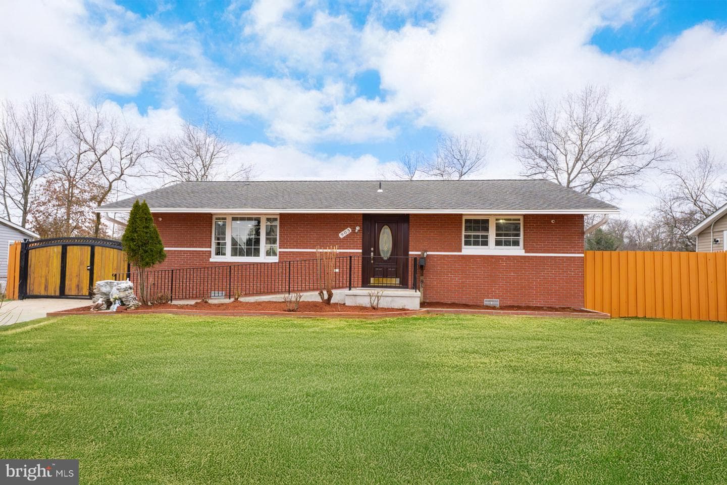 903 Wingfield Road photo 2