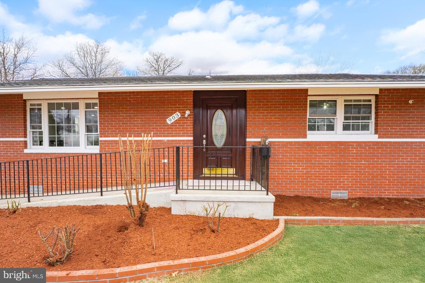 903 Wingfield Road photo 4