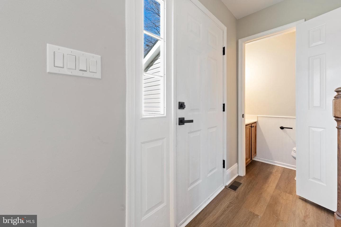15689 Pike Trail photo 2