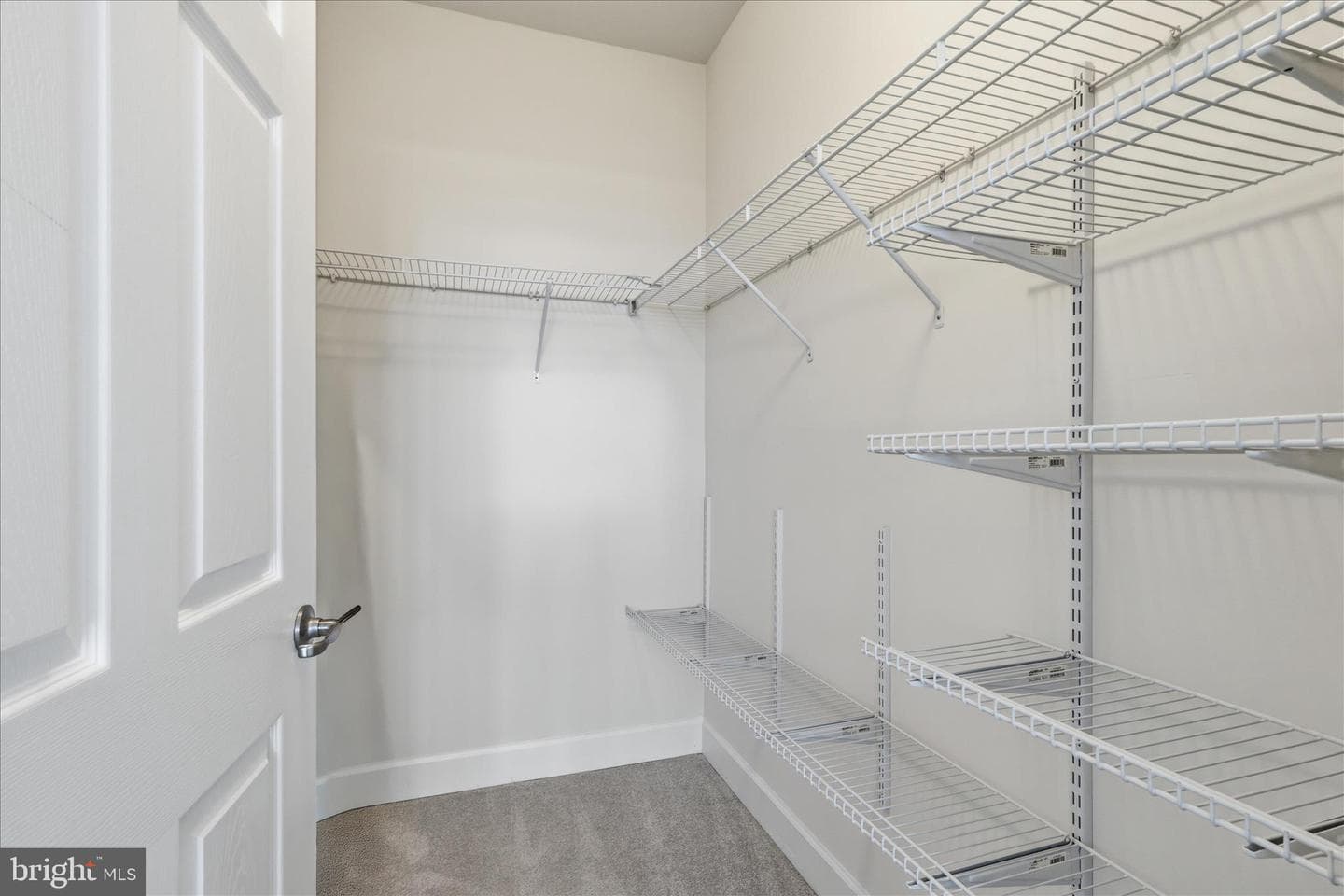 7055 Heritage Hunt Drive #311 photo 18