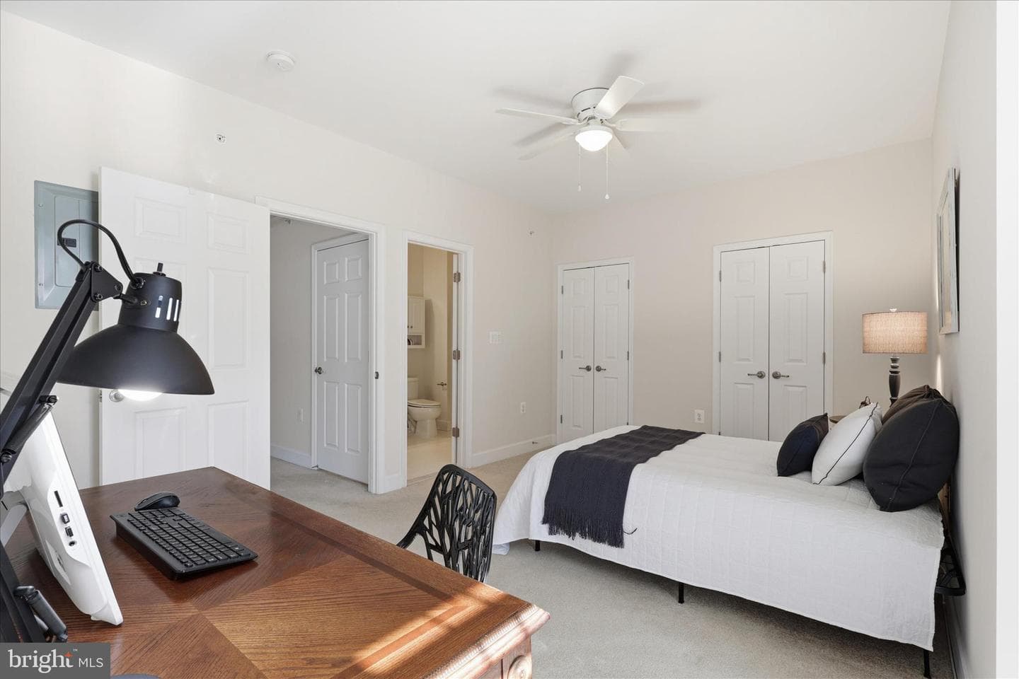 7055 Heritage Hunt Drive #311 photo 21
