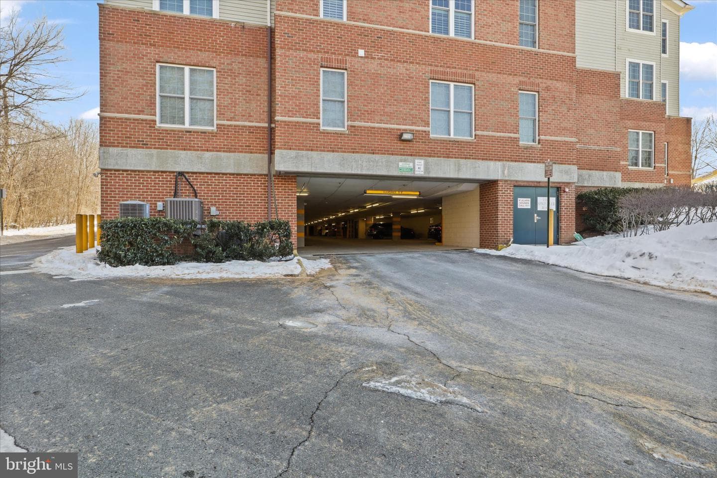 7055 Heritage Hunt Drive #311 photo 28