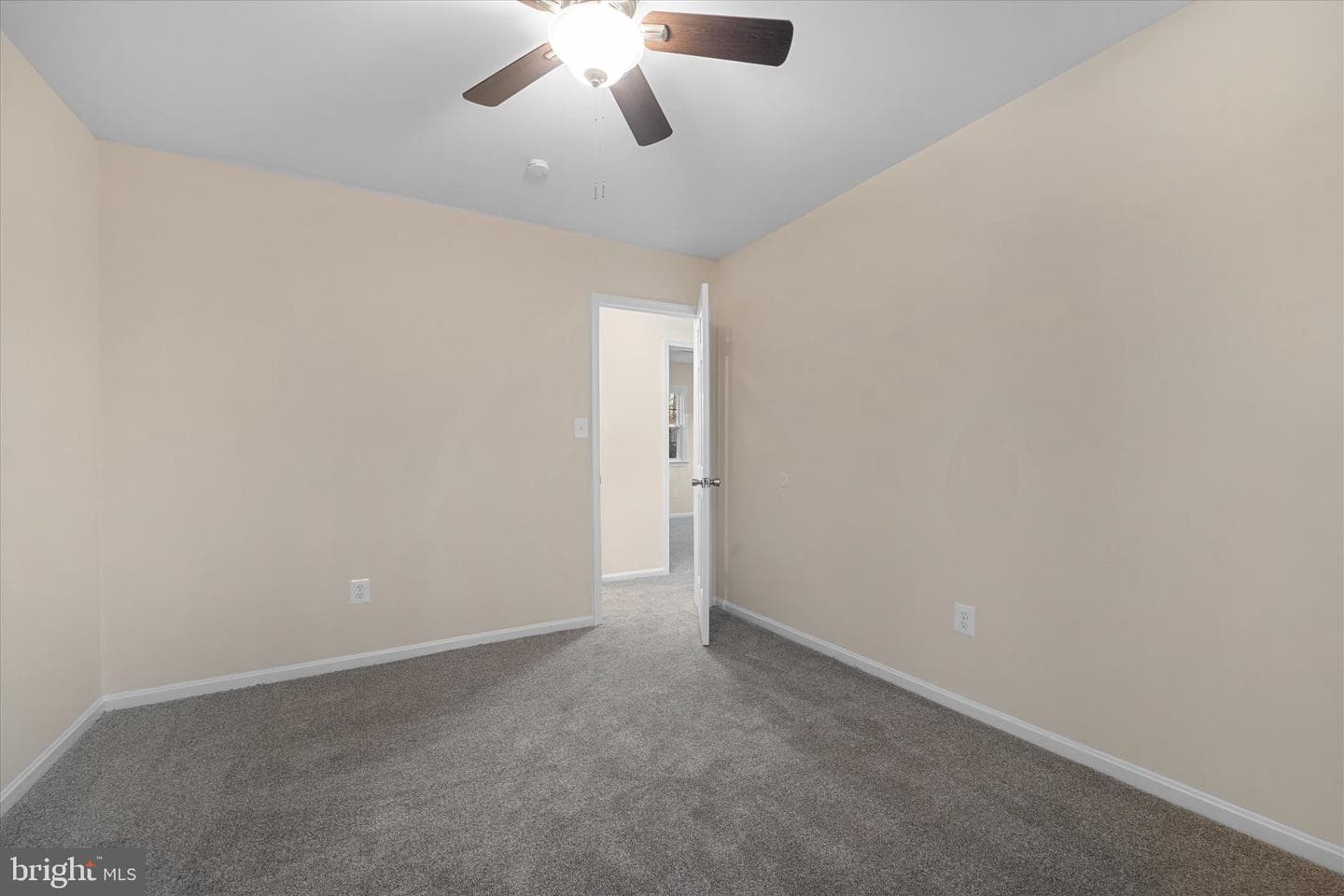 8016 Stillbrooke Road photo 27