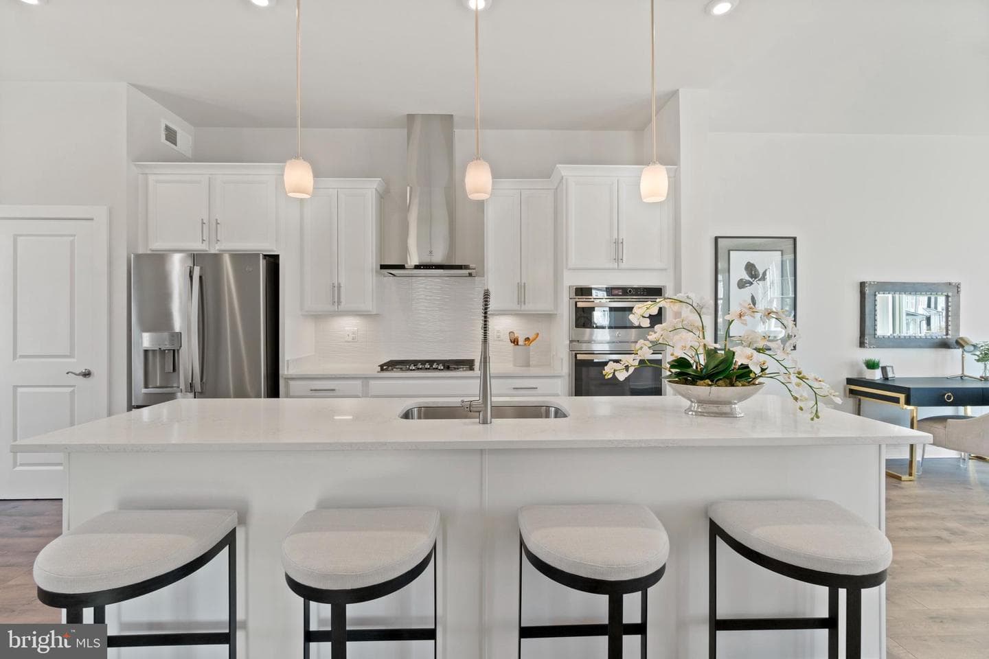 14147 Slate Street photo 10