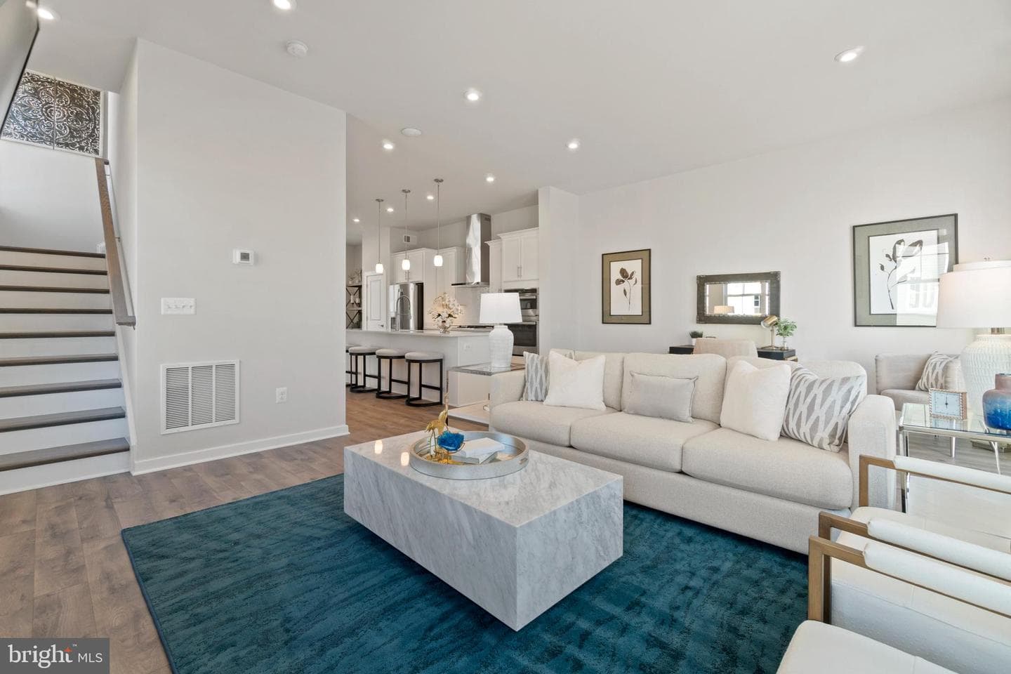 14147 Slate Street photo 5