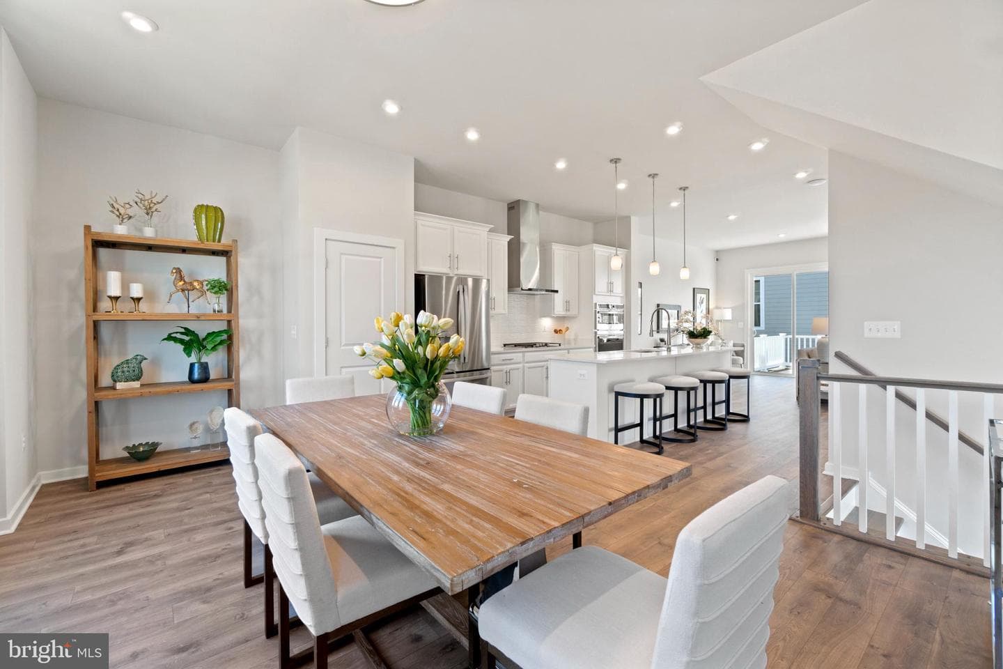 14141 Slate Street photo 2