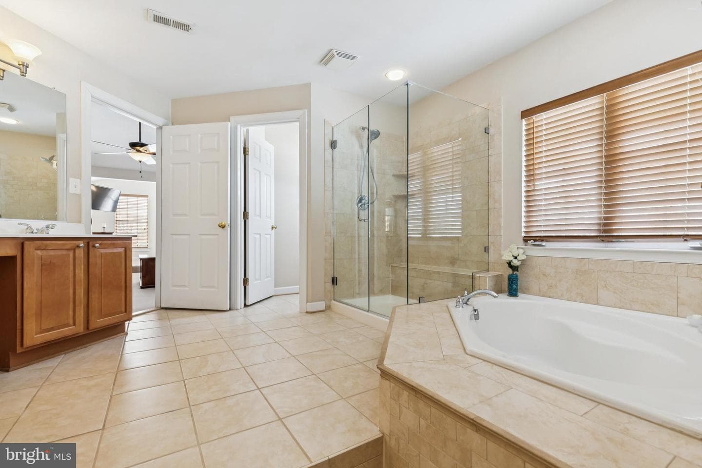 12870 Edwin Drive photo 20